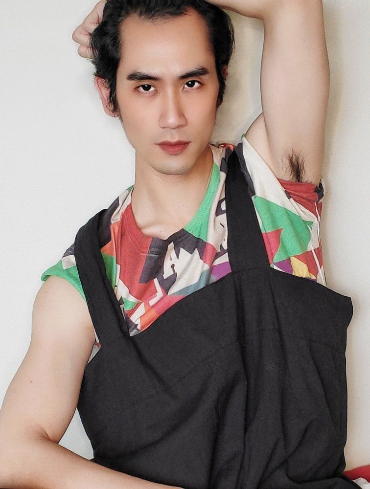 Devon Yan Captures Personalities In 'Fashion Forward,' Custom Designs ...